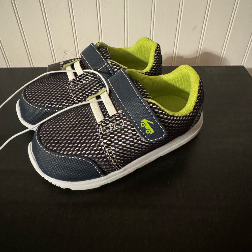 See Kai Run Sneakers NWT
